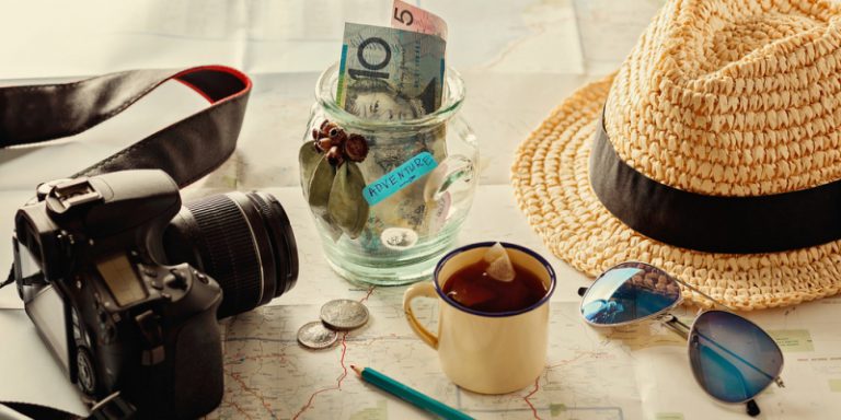 Anti Bangkrut! Ini Cara Dapat Uang Dari Traveling!