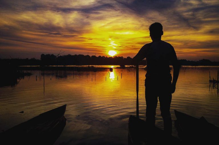 Pesona Wisata Danau Sipin Jambi