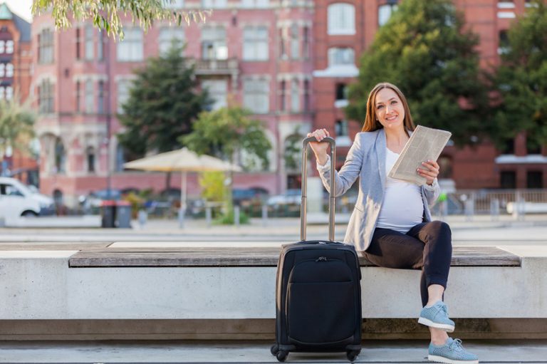 Tips Traveling Ketika Hamil