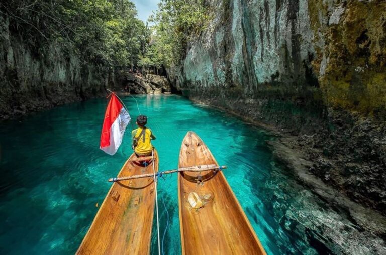 #explorebaubau photo today by  taken at Kotaeyono desa Rahia, Buton Tengah....