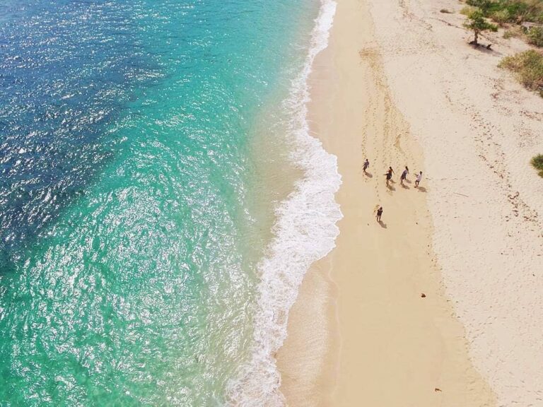 #explorebima Photo today by  taken at Rontu Beach, Monta...
