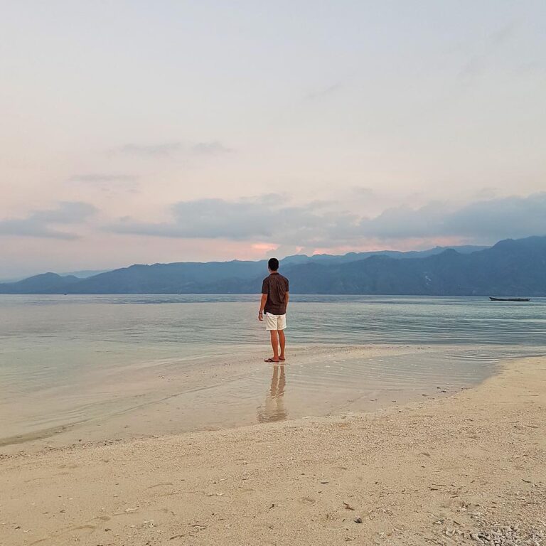#explorealor Photo today by  Taken around at Alor, Nusa Tenggara Timur
#alor
#pu...