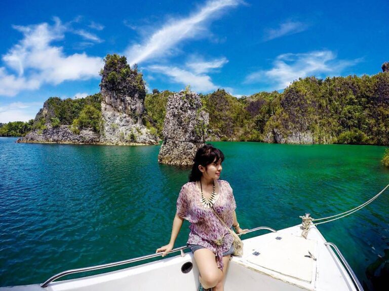 #ExplorePapua Photo today by  Taken at Telaga Bintang, Pianemo Island, Raja Ampa...