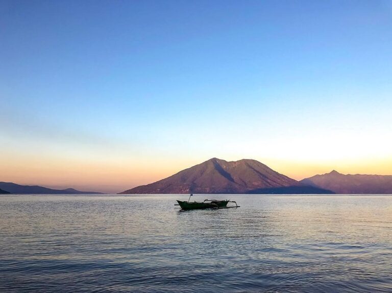 #explorealor Photo today by  Taken around at Alor, Nusa Tenggara Timur
#alor
#pu...