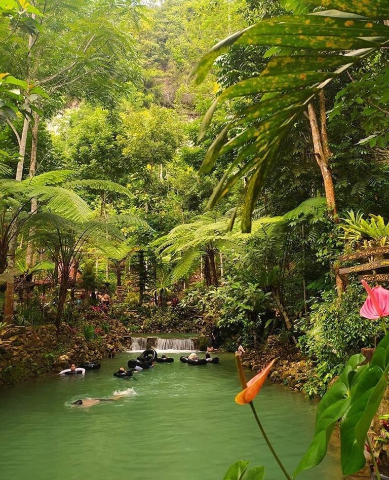 #explorejogja photo today by  taken at Taman Sungai Mudal, Kulon Progo....