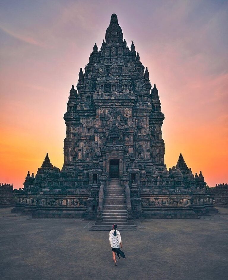 #explorejogja photo today by  taken at Candi Prambanan....