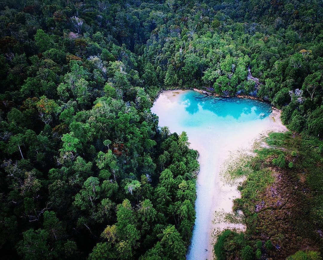 1600885142 377 Jelajah Wisata Papua Yuk jelajah tempat wisata Papua ini - Jelajah Wisata Papua -  Yuk jelajah tempat wisata Papua ini!! - Photo Today By  Taken At Ayamaru Kab. Maybrat, West Papua...