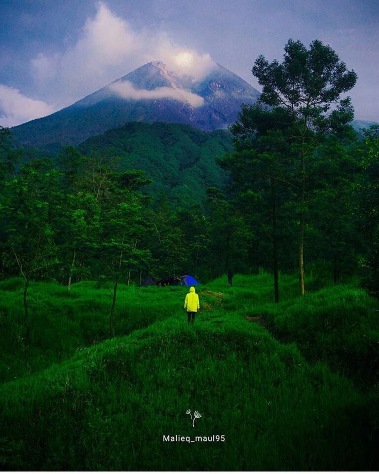 #explorejogja photo today by  taken at Bukit Klangon, Cangkringan, Sleman....