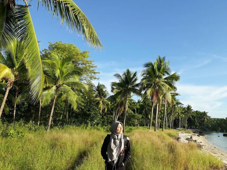 #explorealor Photo today by   Taken around at Pantai Palibo, Alor, Nusa Tenggara...