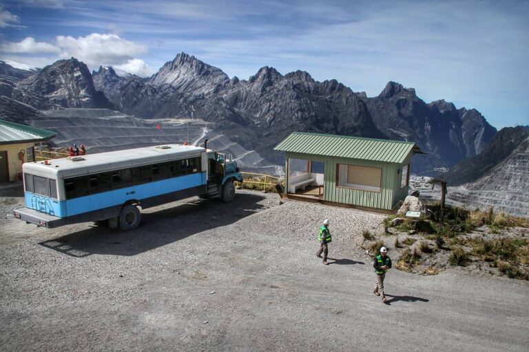 #ExplorePapua Photo Today By  Taken At Tembagapura...