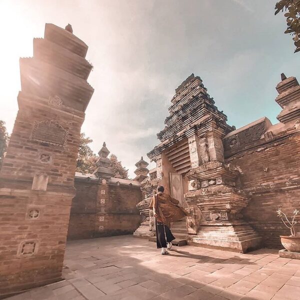 #explorejogja photo today by  taken at Makam Raja-Raja Mataram, Kotagede....