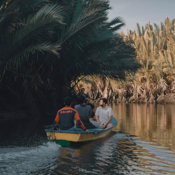#explorebaubau photo today by  taken at Muara Lakologou, Baubau...