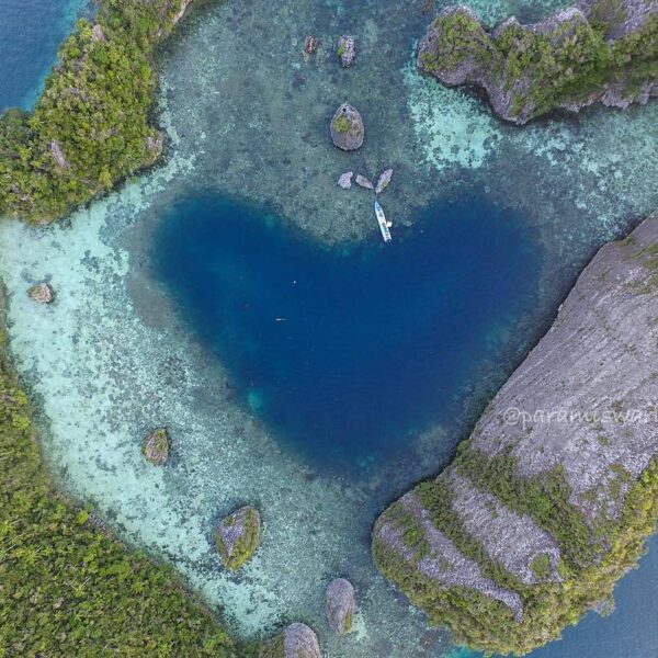 #ExplorePapua Photo Today By  Taken At Misool island Raja Ampat1...