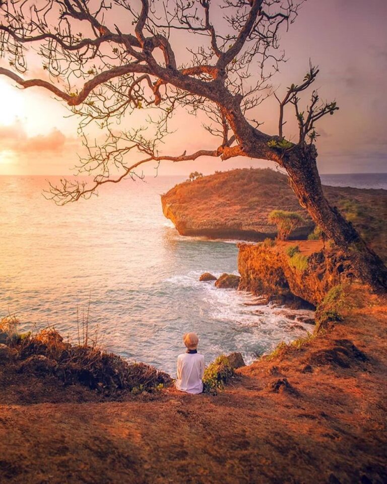 #explorejogja photo today by  taken at Pantai Kesirat, Gunungkidul....