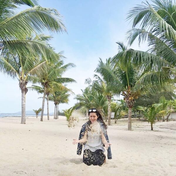 Location : Pantai Tongaci, Sungailiat, Kabupaten Bangka, Bangka Island, Indonesi...