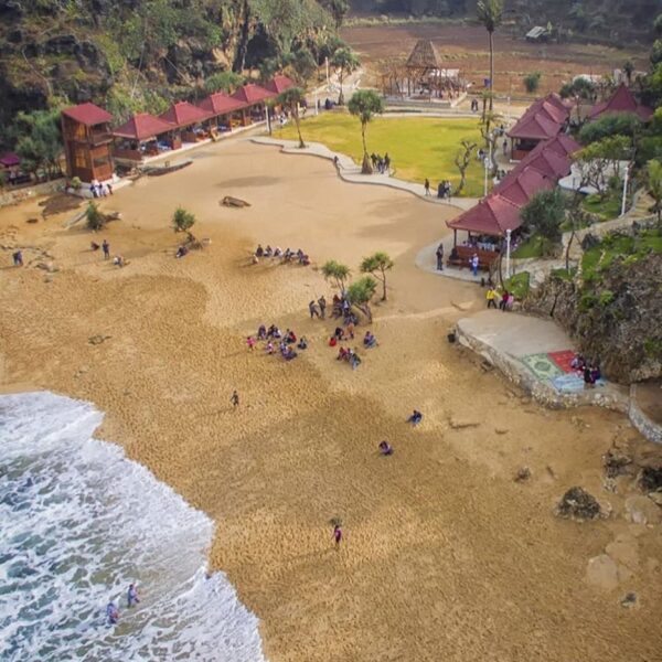 #explorejogja photo today by  taken at Pantai Ngrawe, Gunungkidul....