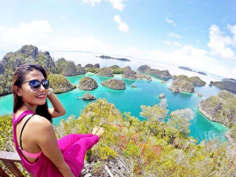 #ExplorePapua Photo Today by  Taken At Pianemo, Raja Ampat...