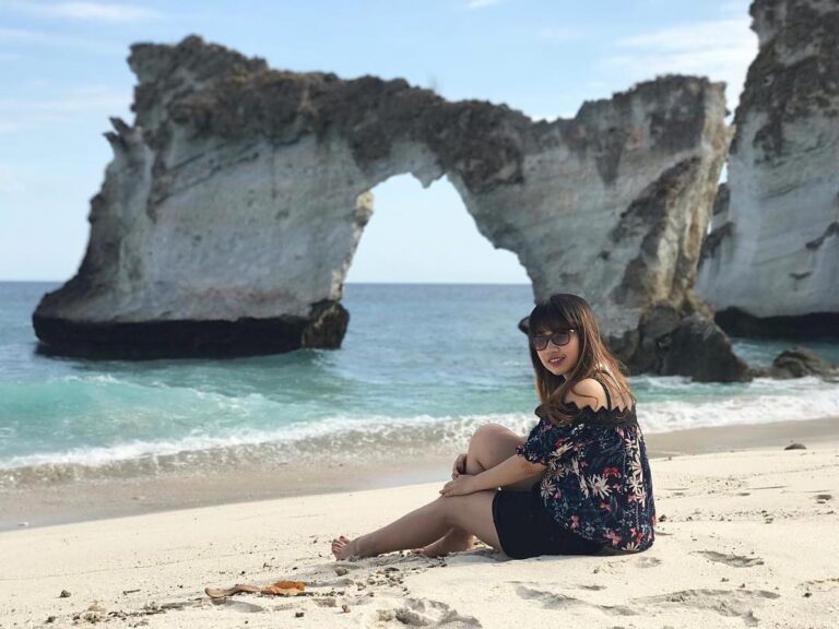 #explorealor Photo today by  Taken around at Pantai Pigewa, Alor, Nusa Tenggara ...