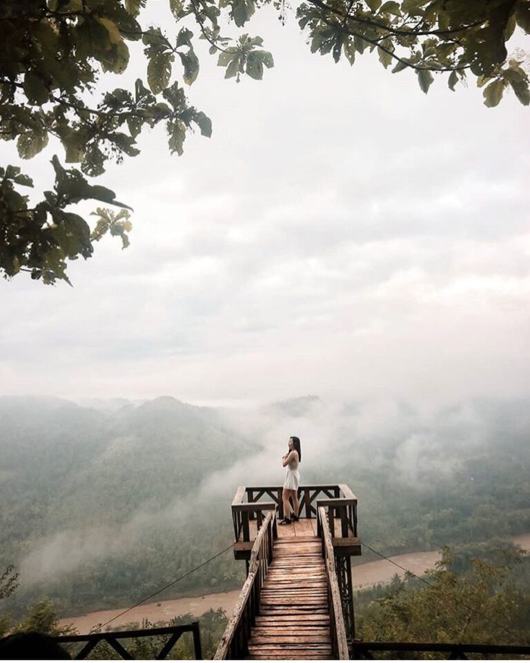 #explorejogja photo today by  taken at Bukit Panguk Kediwung, Dlingo, Bantul....