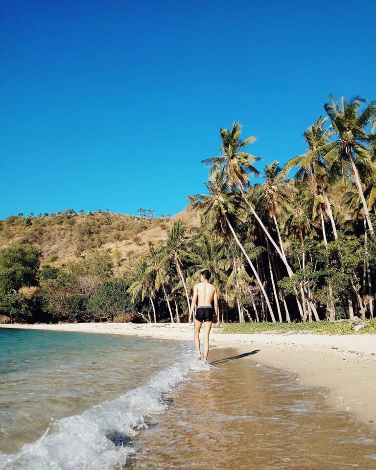 #explorebima Photo today by  taken at Oi Fanda Beach Ambalawi...