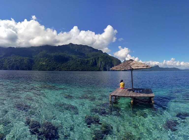 #exploreambon photo today by  taken at Ora Beach, Seram Utara, Maluku.
#explorei...