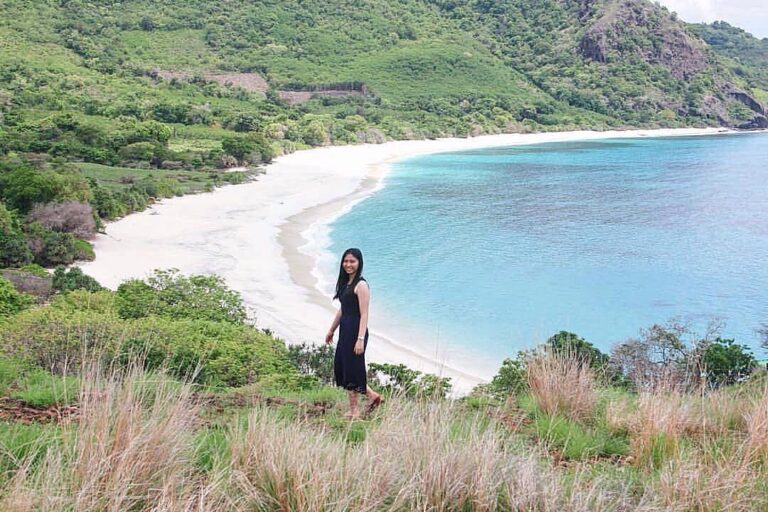 #explorealor Photo today by  Taken around at Pantai Ling Al, Alor, Nusa Tenggara...