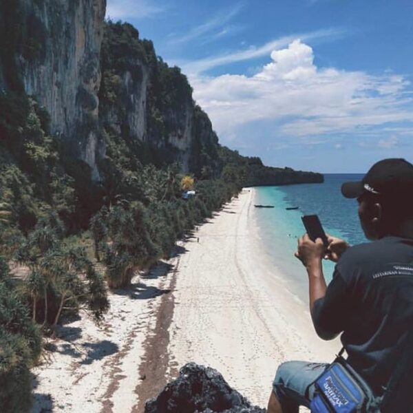 #explorebaubau Photo today by  taken at Wabokeo, Batuatas, Buton Selatan....