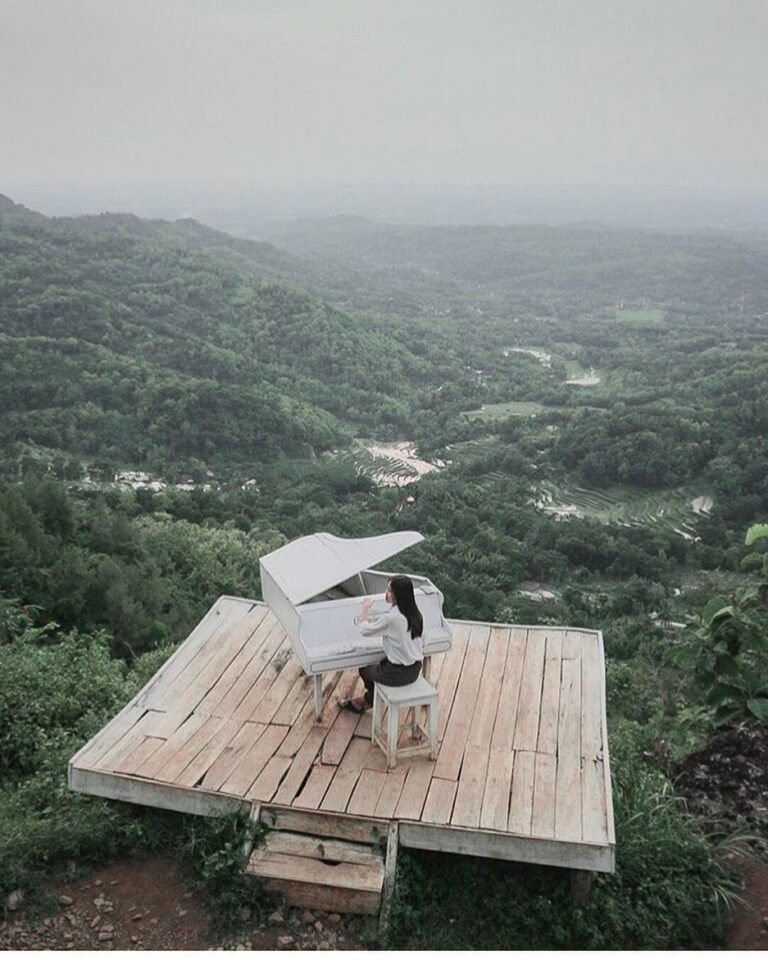 #explorejogja photo today by  taken at Pintoe Langit Dahromo, Dlingo, Bantul....