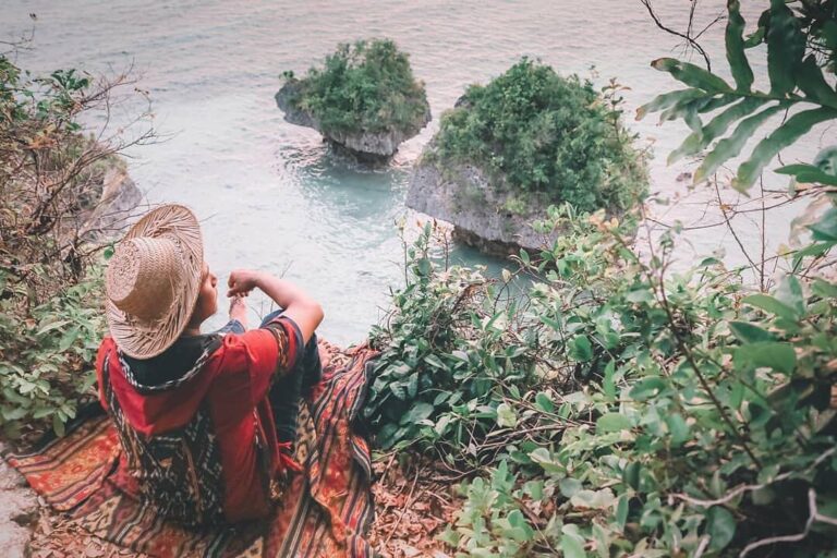 #explorebaubau Photo today by  taken at Pantai Desa Bahari Sampolawa, Buton Sela...