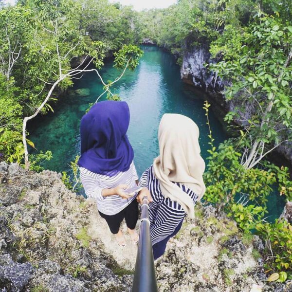 #exploreambon photo today by  taken at Pulau Gorom, Seram Bagian Timur, Maluku.
...