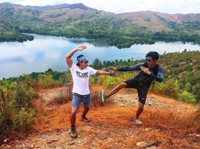 #exploreambon photo today by  taken at Bukit Diatas Teluk JikuMerasa, Pulau Buru...