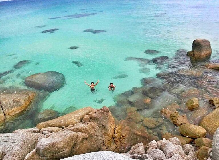 Location : Pantai Panganak, Kecamatan Parittiga Jebus Kabupaten Bangka Barat, Ba...