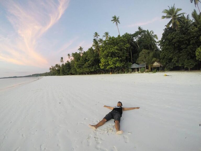#exploreambon photo today by  taken at Pasir Panjang, Tual, Maluku.
#exploreindo...