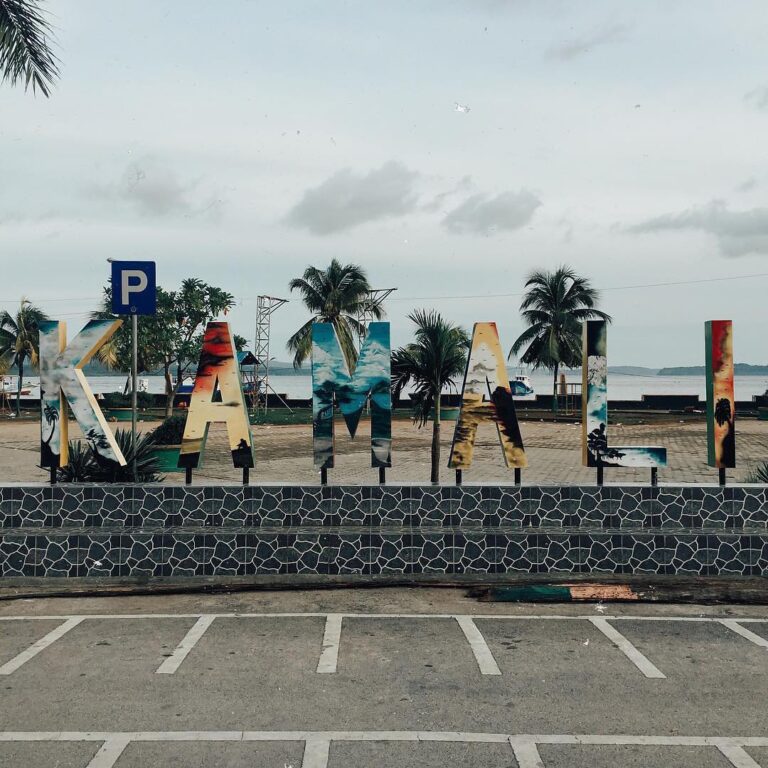 #explorebaubau Photo today by  taken at Pantai Kamali Kota Baubau....