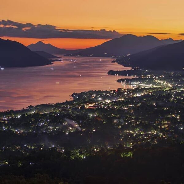 Selalu jatuh cinta dengan foto-fotonya!!! #explorealor Photo today by   Taken ar...
