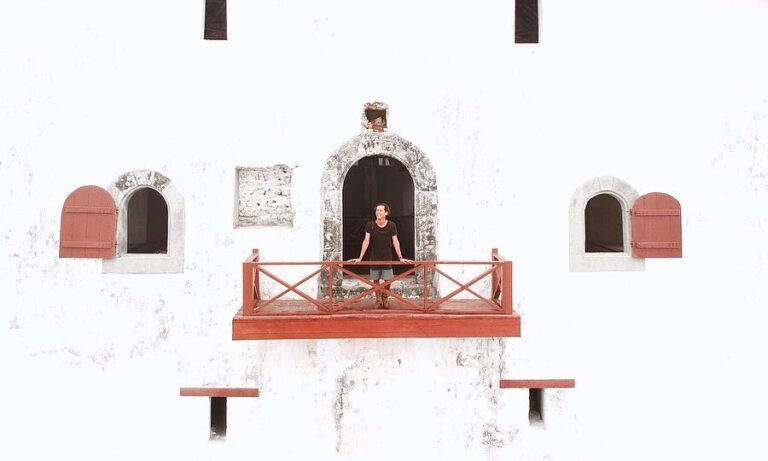 Today explore with   and    in Benteng Amsterdam Hila....