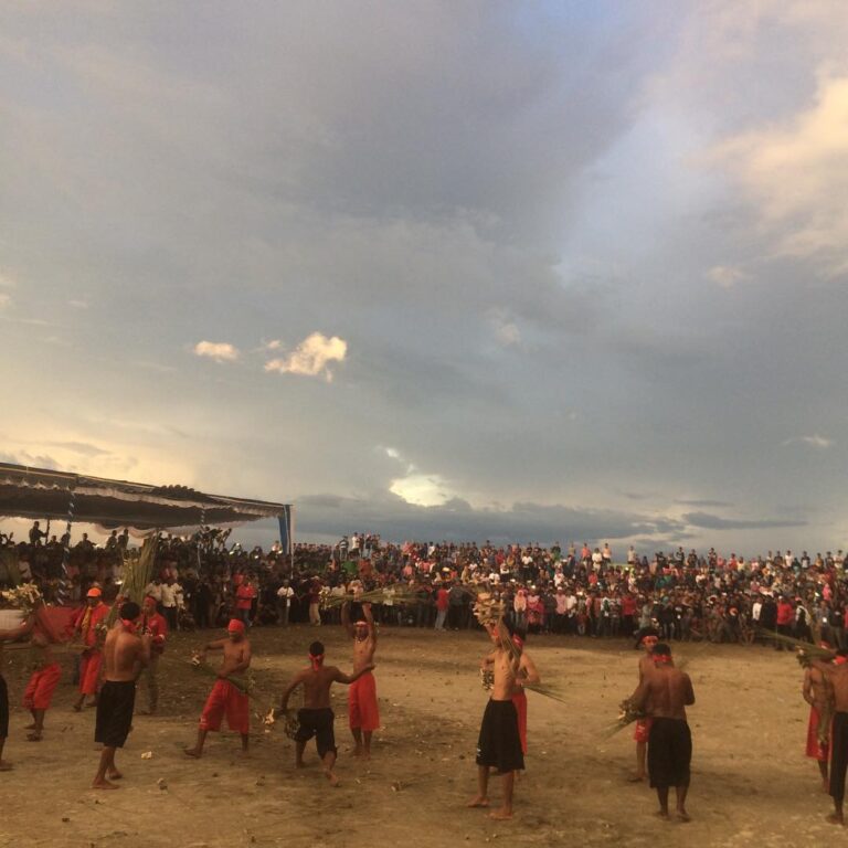 #livepost
Atraksi Pukul Manyapu, Morella, Maluku....