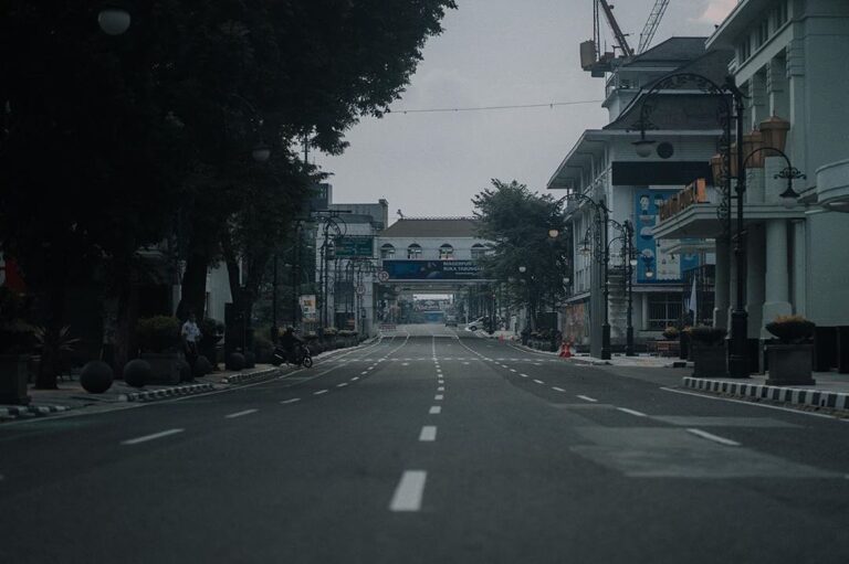 Always loving the laid back vibe of Bandung. The calm atmosphere of it in the mo...