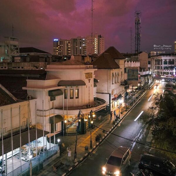 Between the dim light and a majesty night sky, the journey feels timeless.
Photo...
