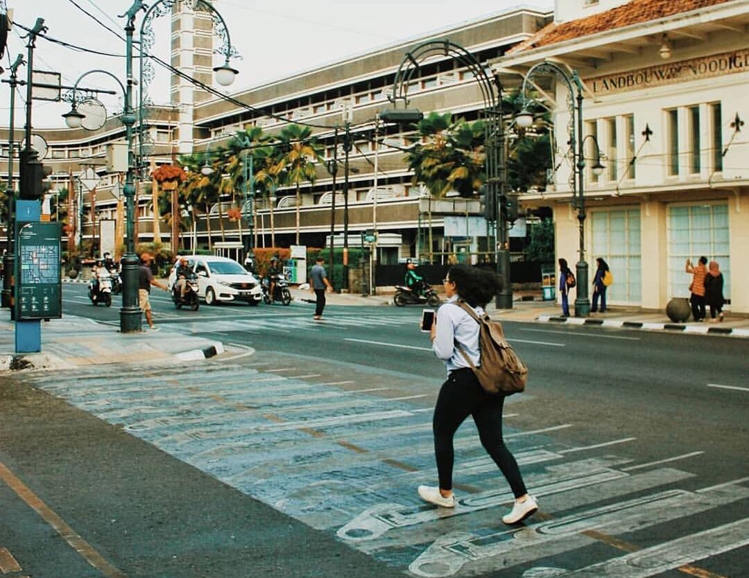 The dream can be a reality if you wake up and chase it.
Photo by  
#explorebandu...