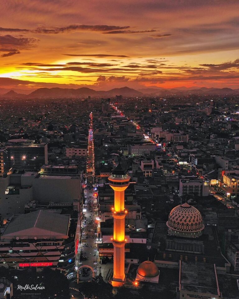 There’s a lot of things that never be erased from Bandung. Actually, the afterno...