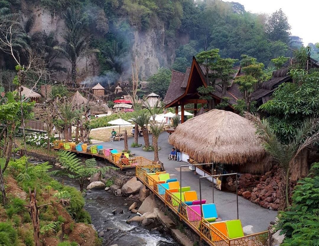 What is more soothing than combining relaxing while enjoying the natural scenery...