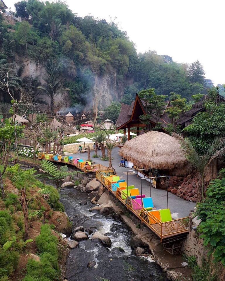 What is more soothing than combining relaxing while enjoying the natural scenery...