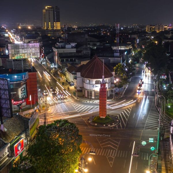 When you face the intersection, make sure you’re welcome for the risk.
Photo by ...