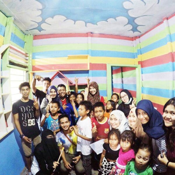 Laskar Pelangi dari Perpustakaan Gempita Kurau

Projek Renovasi Perpustakaan Gem...