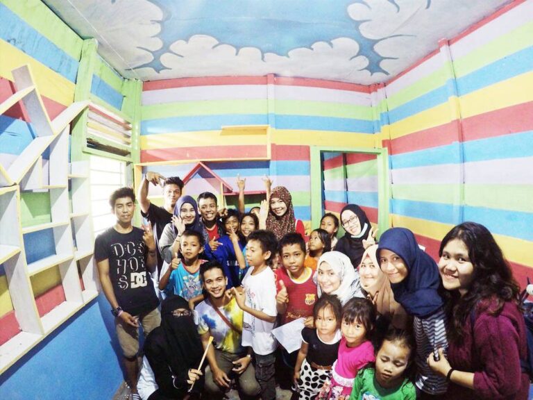 Laskar Pelangi dari Perpustakaan Gempita Kurau

Projek Renovasi Perpustakaan Gem...