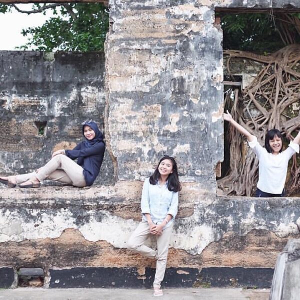 Location : Benteng Toboali, Kabupaten Bangka Selatan, Bangka Island, Indonesia.
...