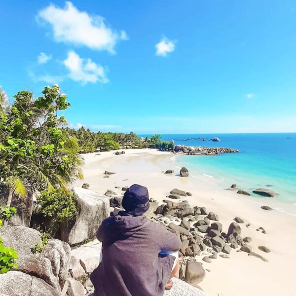 Location : Pantai Siangau, Teluk Limau, Kecamatan Parittiga, Kabupaten Bangka Ba...