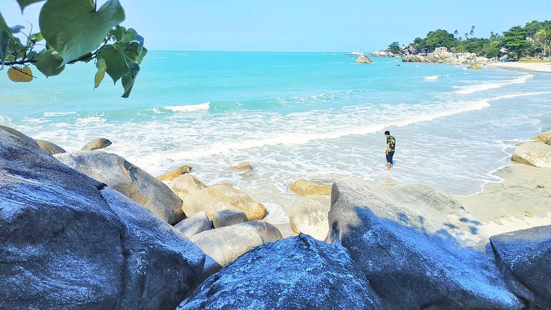Location : Pantai Tanjung Kelayang, Sungailiat, Kabupaten Bangka, Bangka Island,...