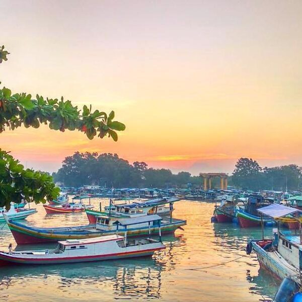 Location : Pelabuhan Jelitik Air Kantung, Sungailiat, Kabupaten Bangka, Bangka I...